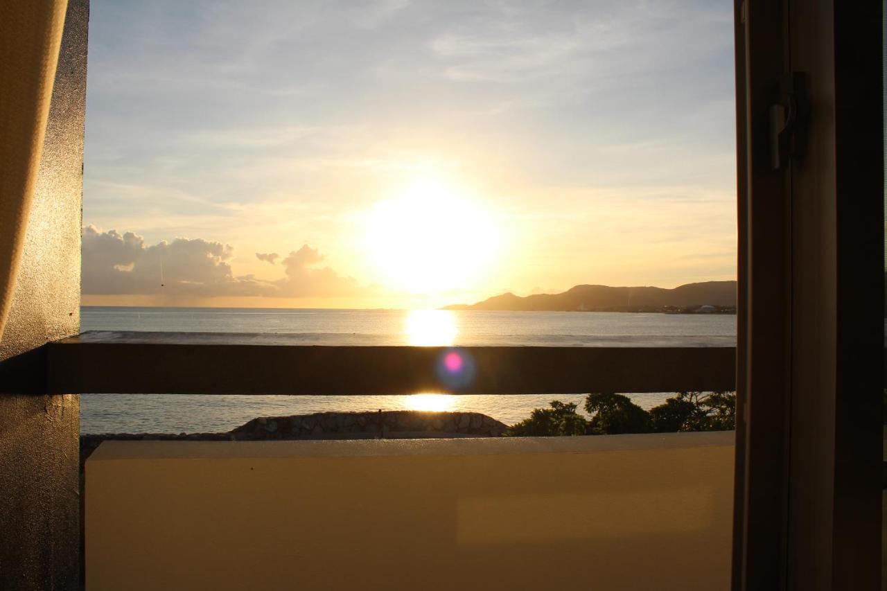 Gate Inn Nago Bagian luar foto